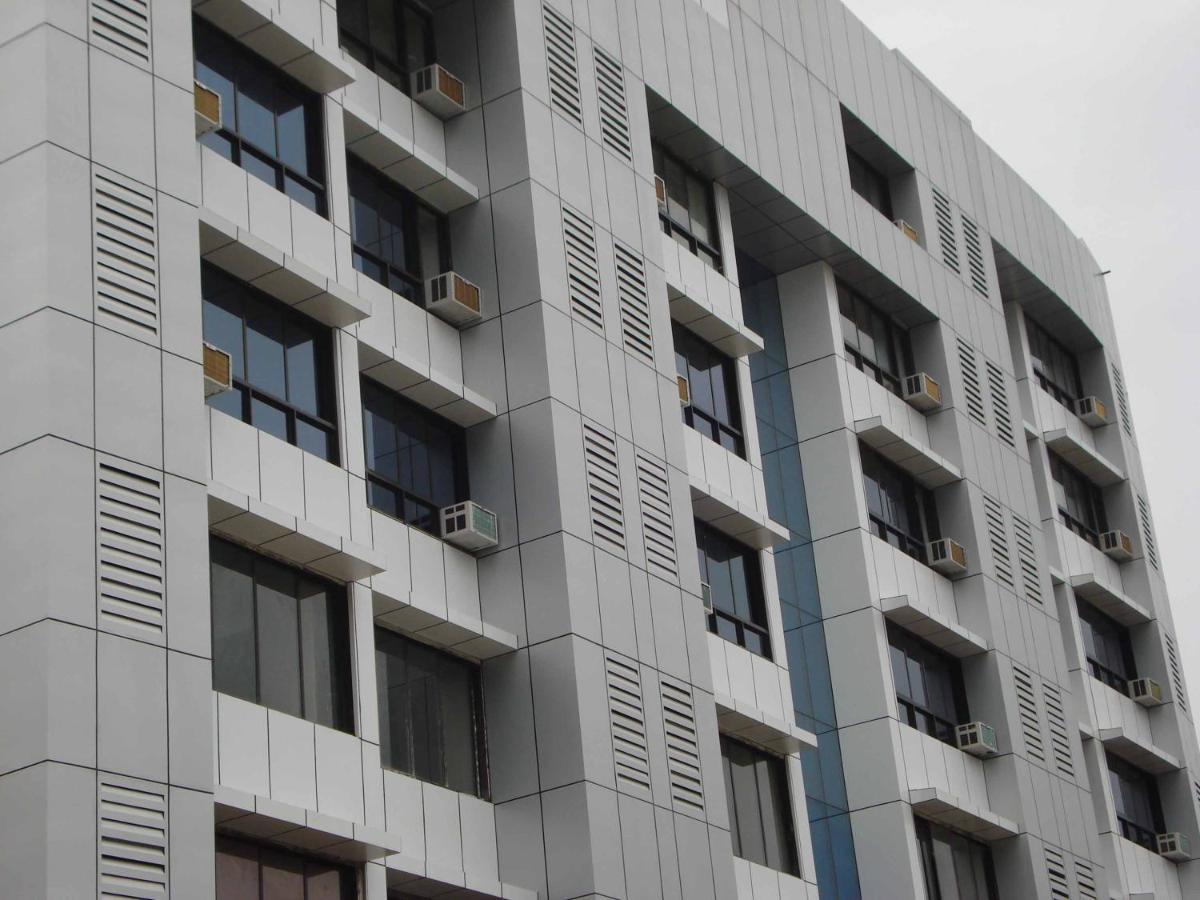 Hotel Tuliip Residency Bombaj Zewnętrze zdjęcie