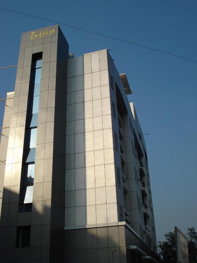 Hotel Tuliip Residency Bombaj Zewnętrze zdjęcie