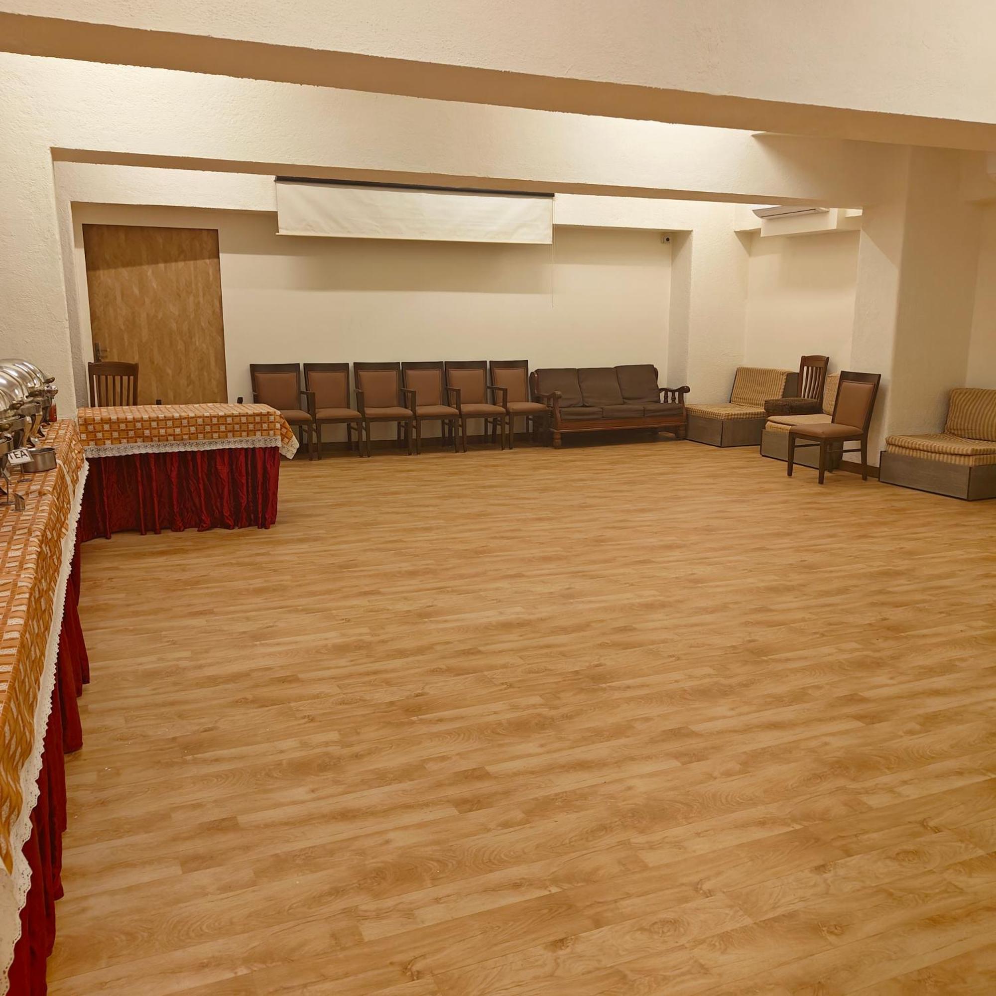 Hotel Tuliip Residency Bombaj Zewnętrze zdjęcie