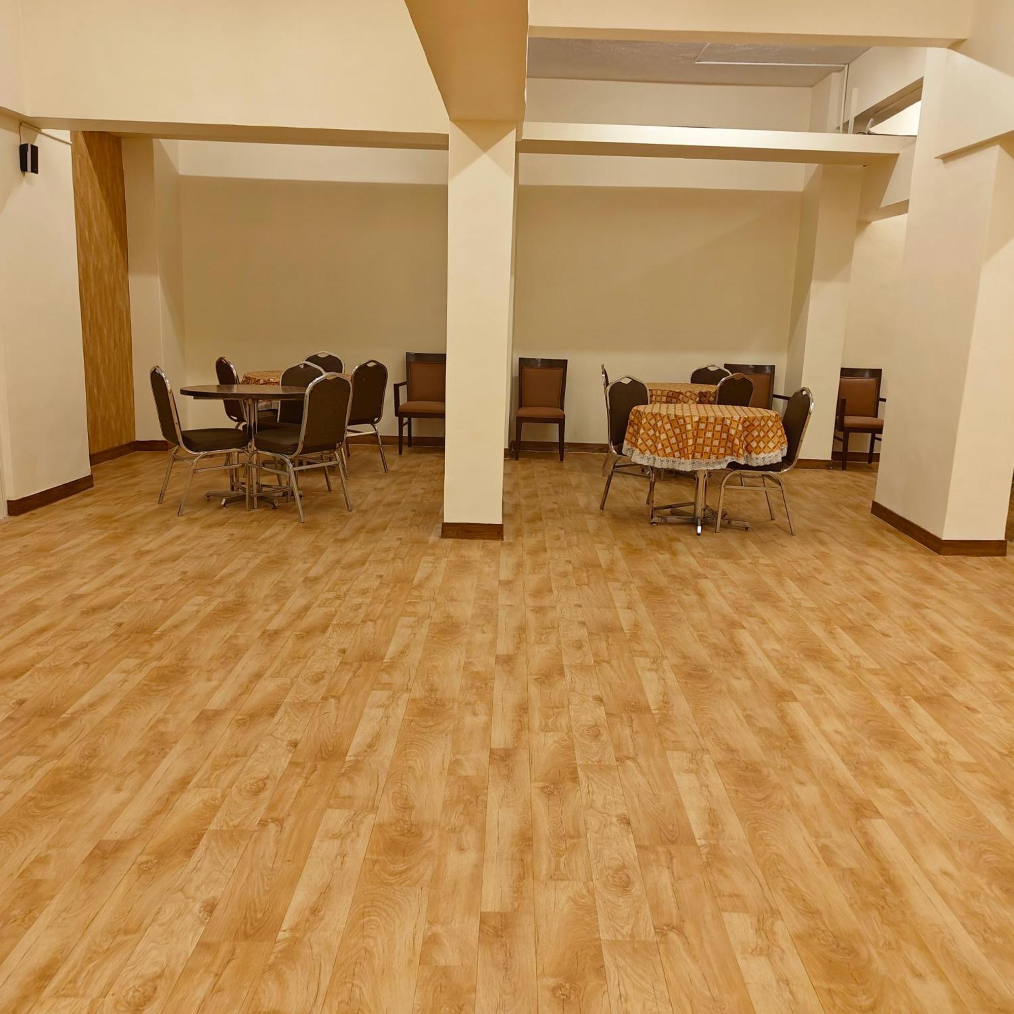 Hotel Tuliip Residency Bombaj Zewnętrze zdjęcie