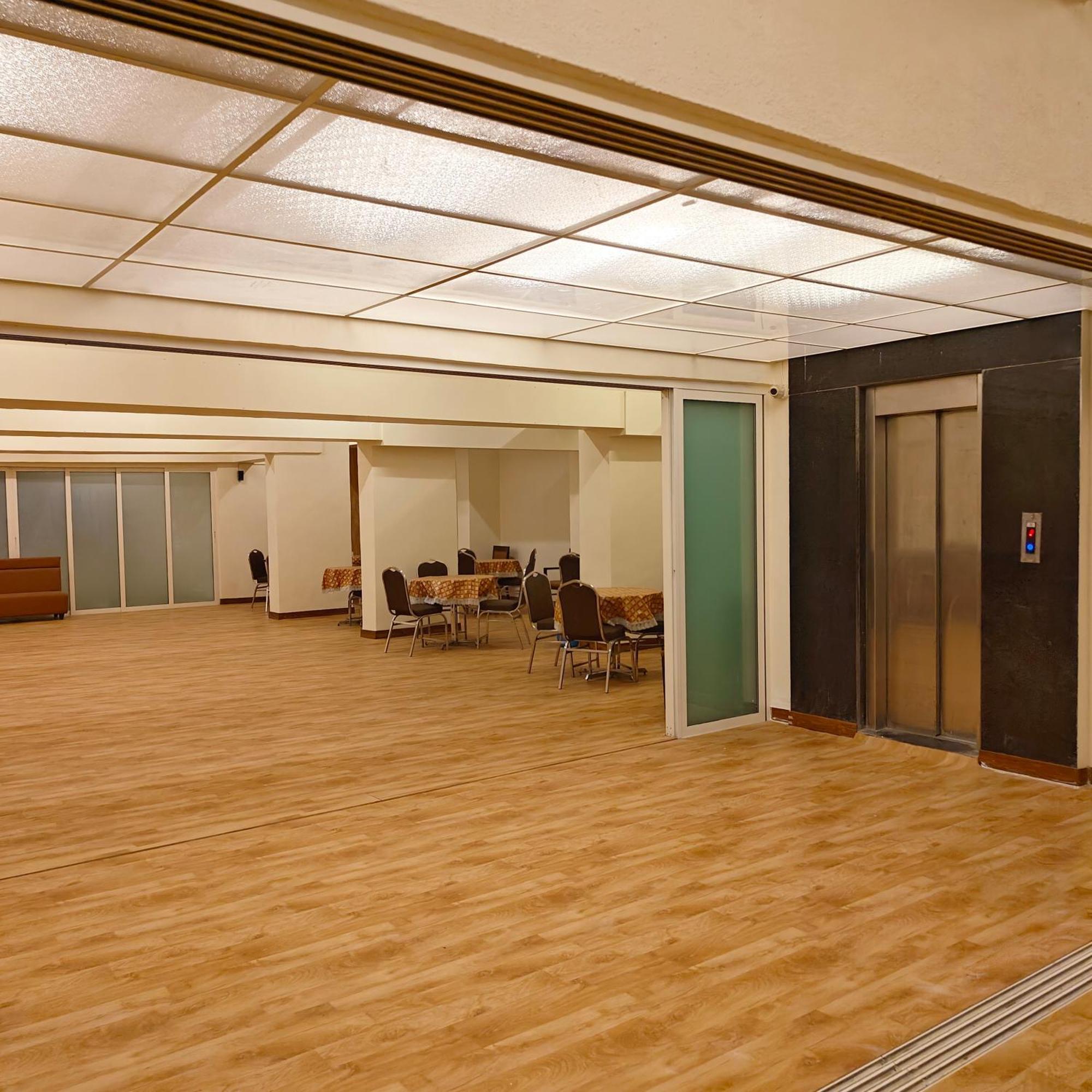 Hotel Tuliip Residency Bombaj Zewnętrze zdjęcie