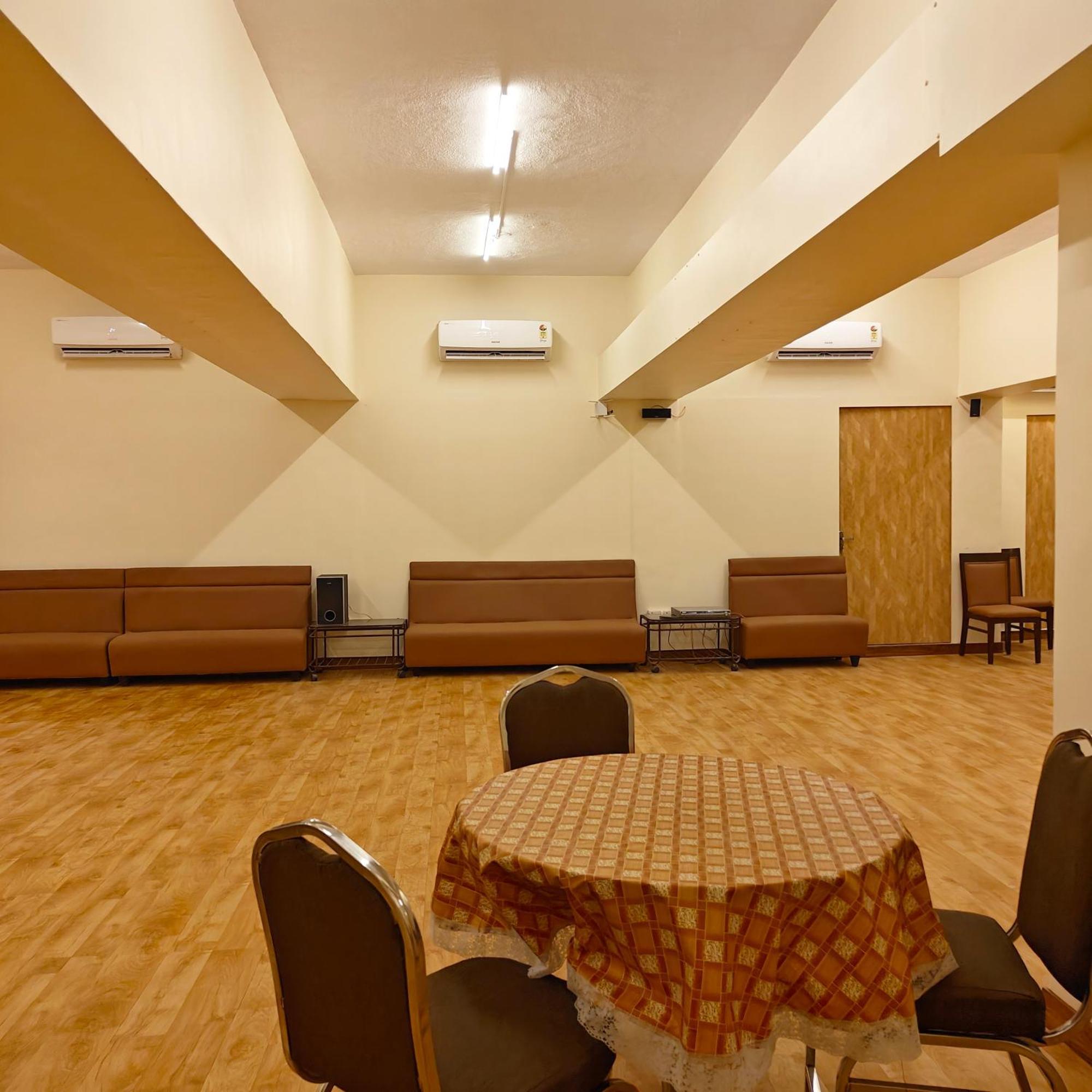 Hotel Tuliip Residency Bombaj Zewnętrze zdjęcie