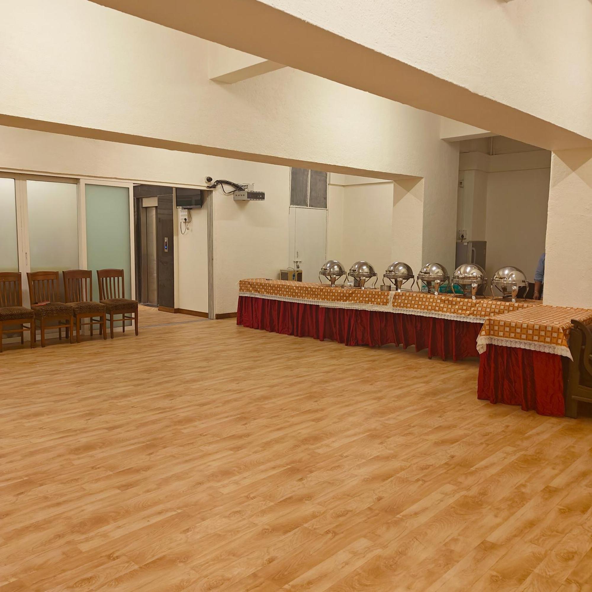 Hotel Tuliip Residency Bombaj Zewnętrze zdjęcie