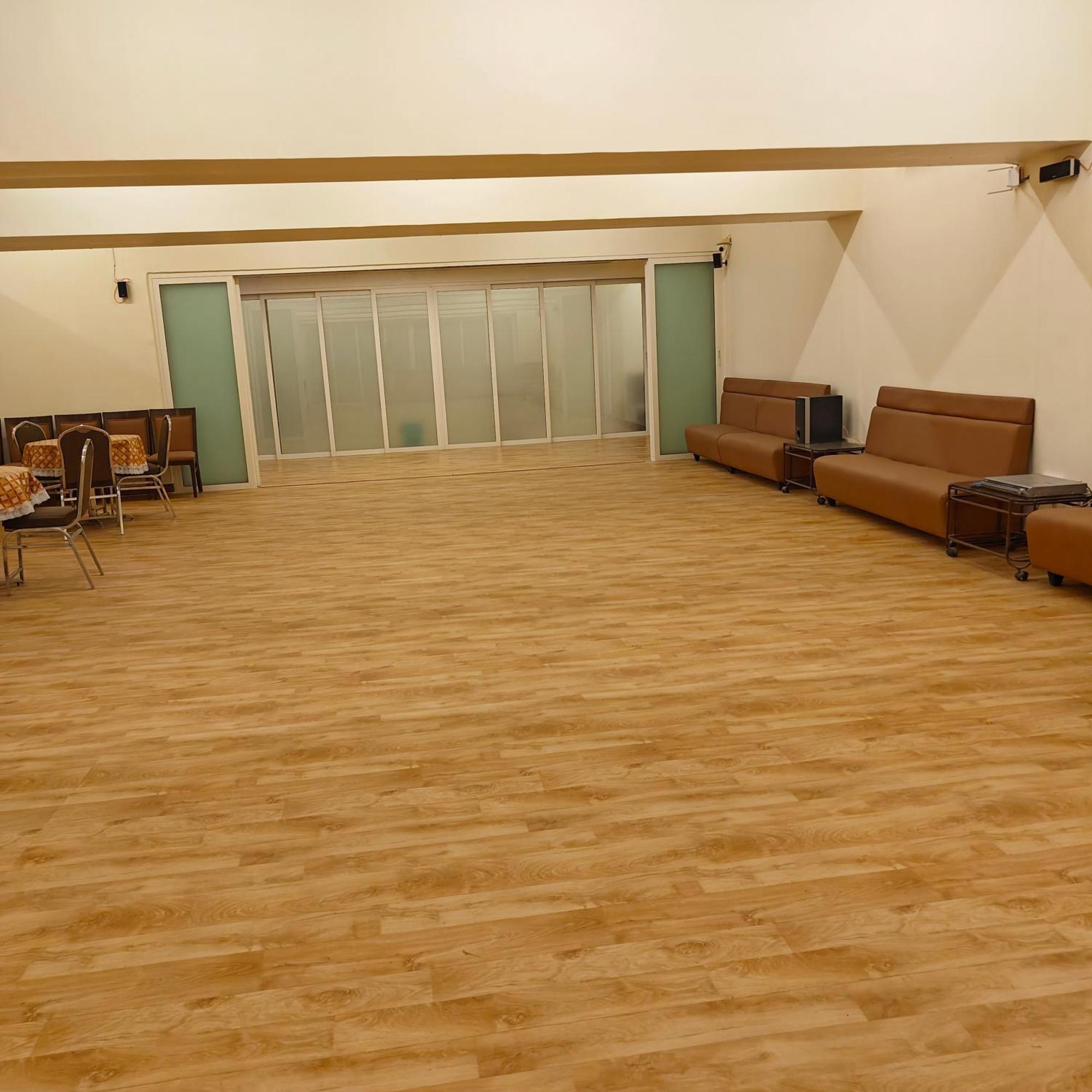 Hotel Tuliip Residency Bombaj Zewnętrze zdjęcie