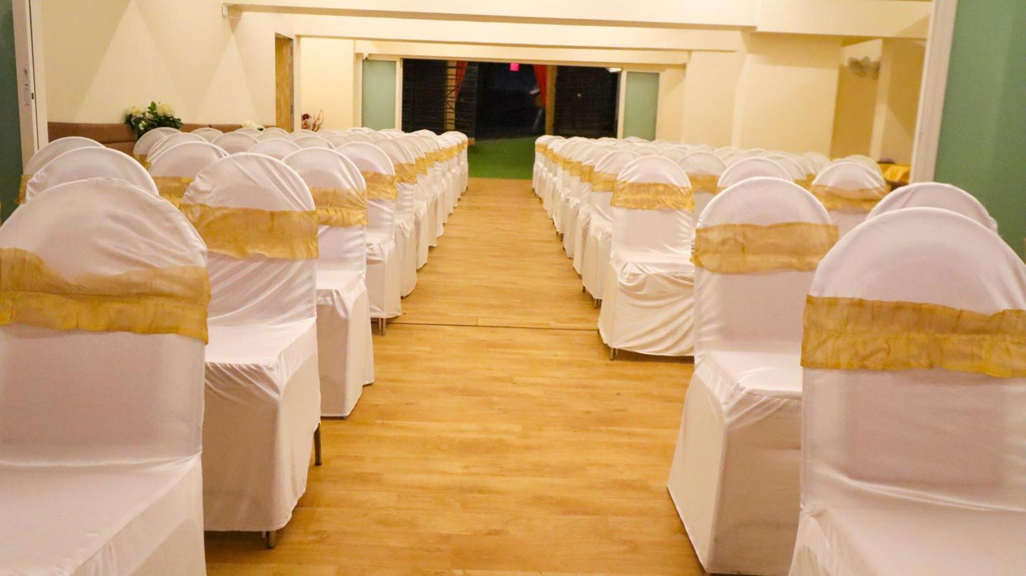 Hotel Tuliip Residency Bombaj Zewnętrze zdjęcie